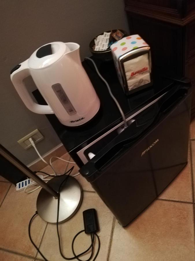 リヴォルノ Luce Bed & Breakfast エクステリア 写真